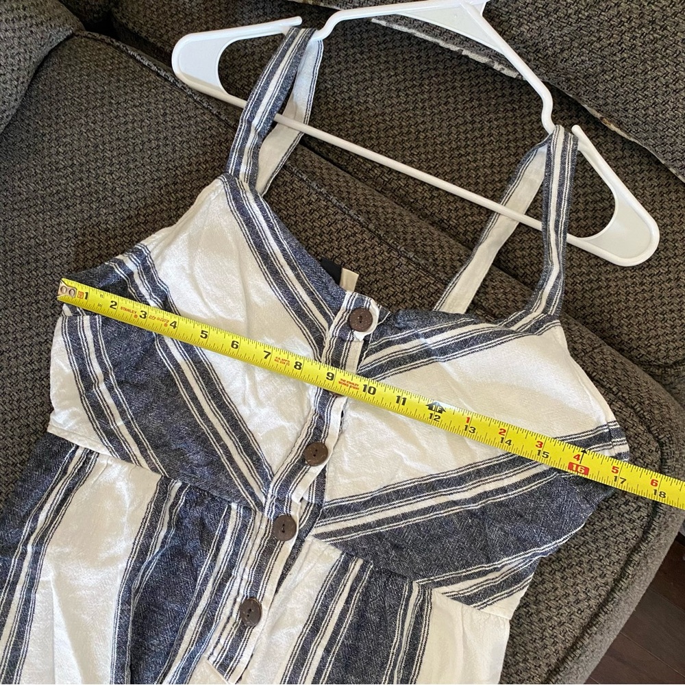Linen midi dress - Picture 11 of 12